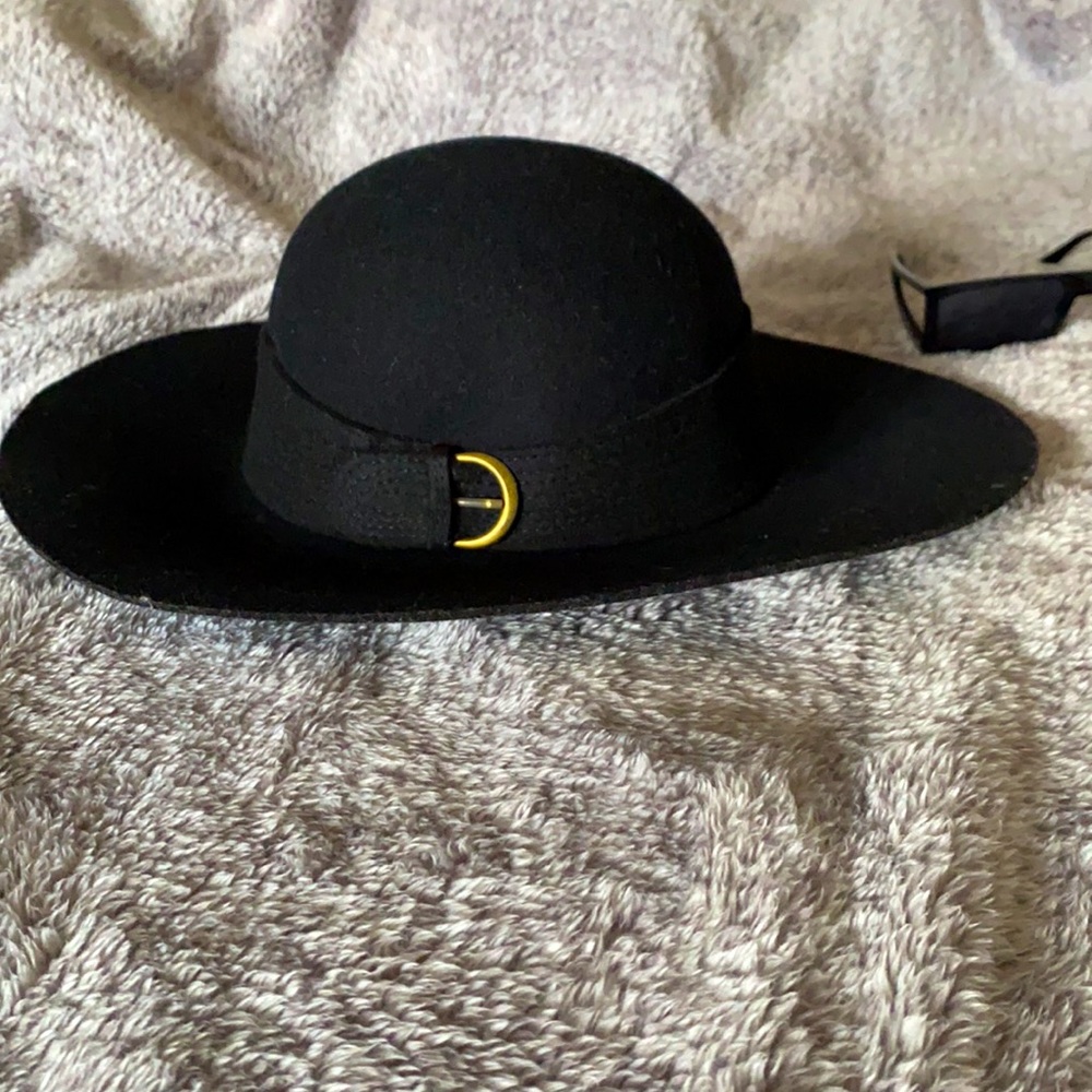 Wool decor hat - Picture 2 of 3
